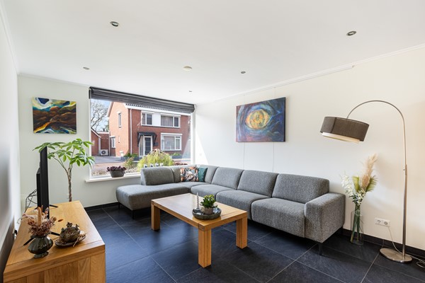 Foto - Te koop:  Royale twee-onder-een-kapwoning met comfort en ruimte!